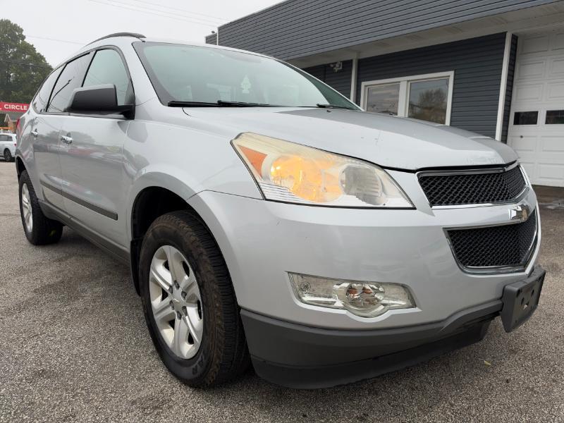 Chevrolet Traverse LS FWD w/PDC 2012