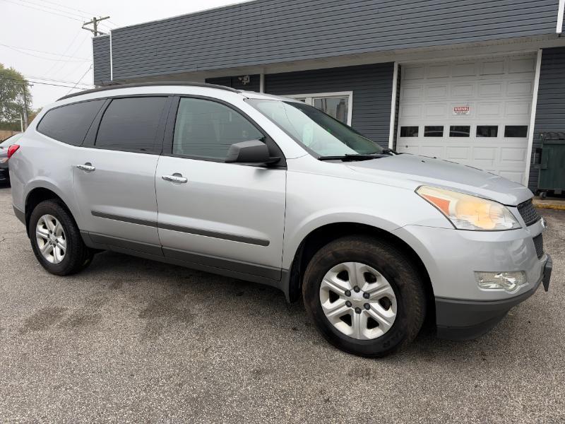 Chevrolet Traverse LS FWD w/PDC 2012