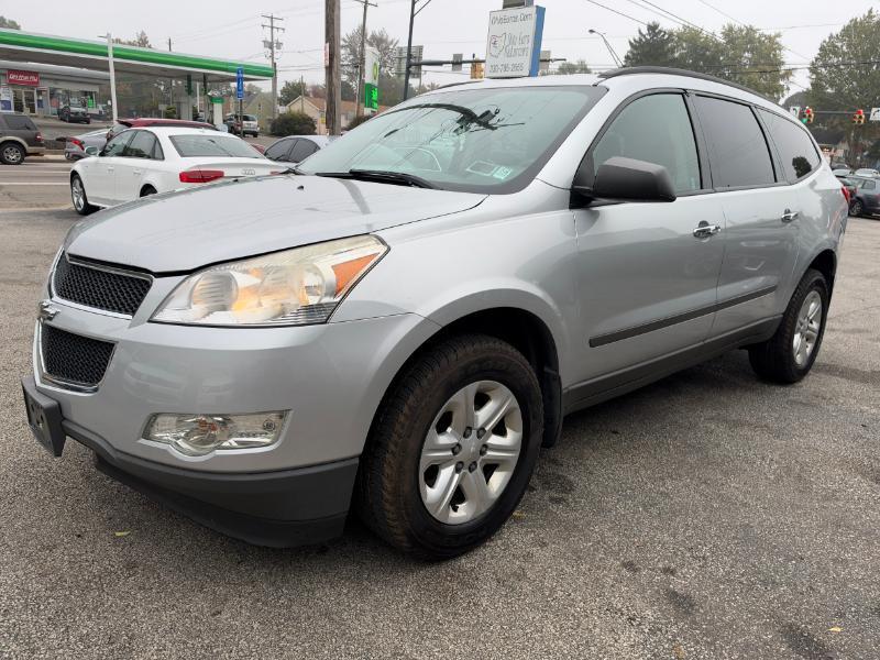 Chevrolet Traverse LS FWD w/PDC 2012
