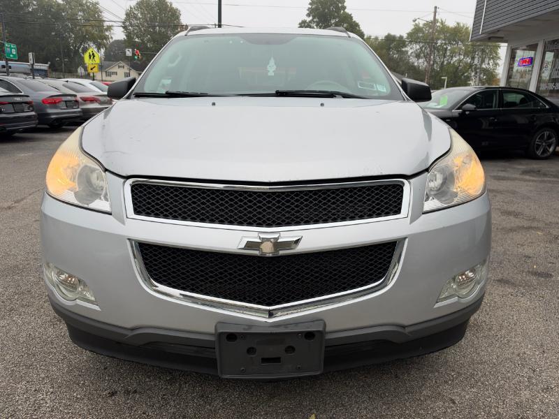 Chevrolet Traverse LS FWD w/PDC 2012
