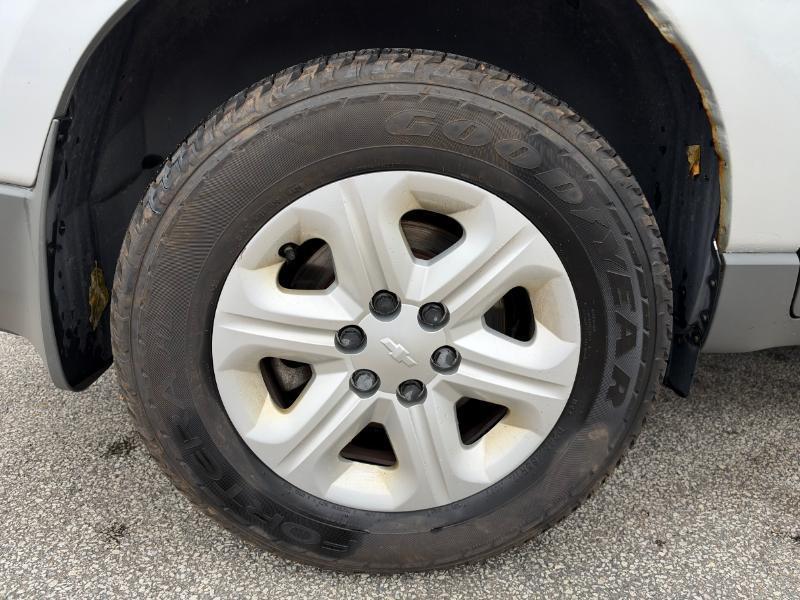 Chevrolet Traverse LS FWD w/PDC 2012