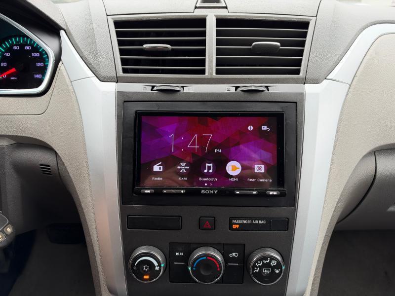 Chevrolet Traverse LS FWD w/PDC 2012