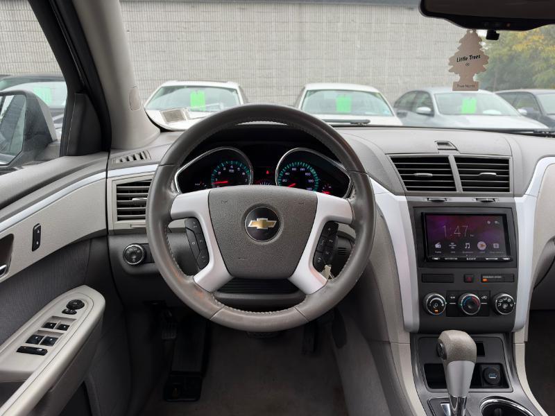 Chevrolet Traverse LS FWD w/PDC 2012