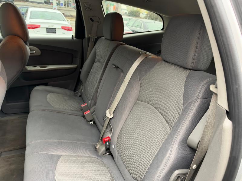 Chevrolet Traverse LS FWD w/PDC 2012