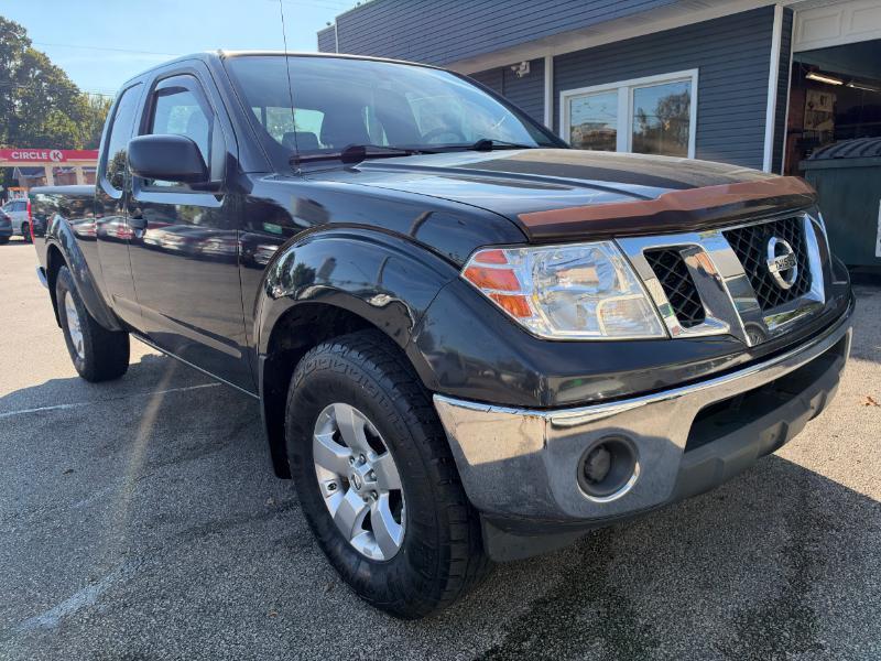 Nissan Frontier LE King Cab 4WD 2010