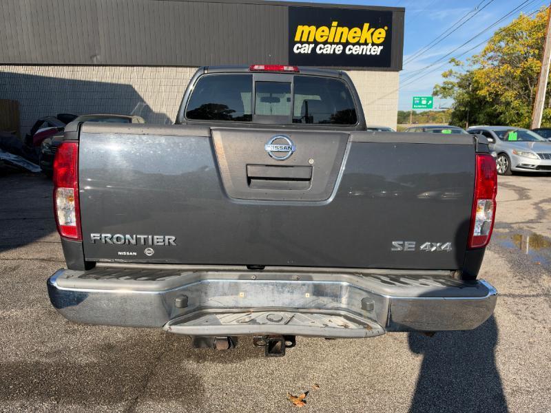Nissan Frontier LE King Cab 4WD 2010