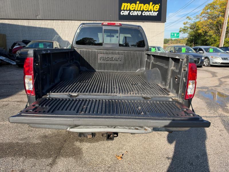 Nissan Frontier LE King Cab 4WD 2010