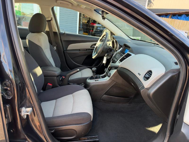 Chevrolet Cruze Limited LS Manual 2016