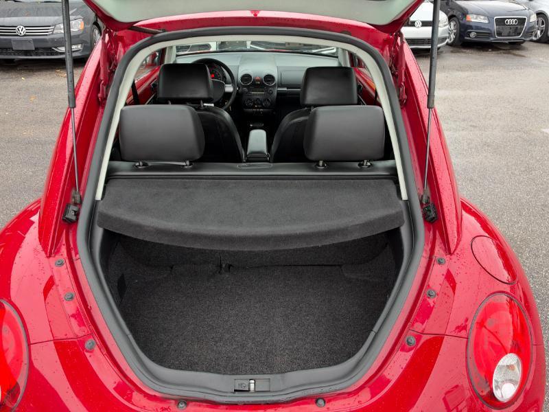 Volkswagen New Beetle S PZEV 2008