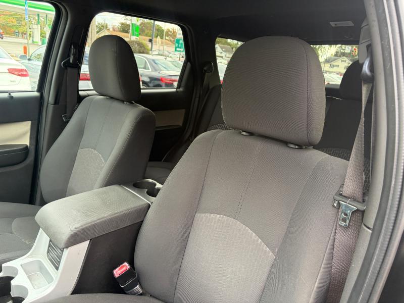 Mercury Mariner I4 2WD 2010