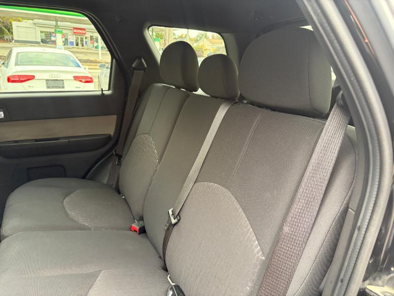 Mercury Mariner I4 2WD 2010