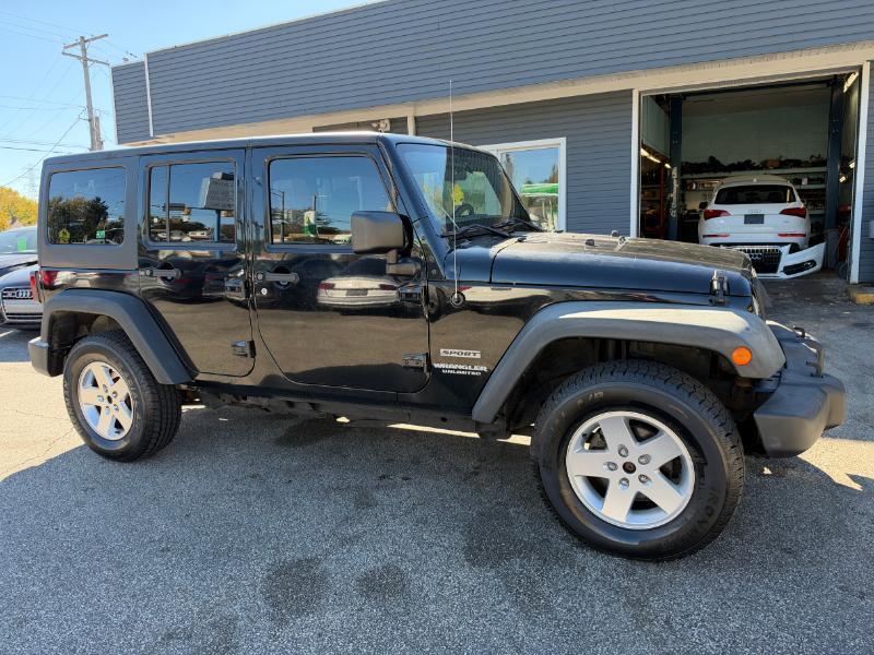 Jeep Wrangler Unlimited Sport 4WD 2011