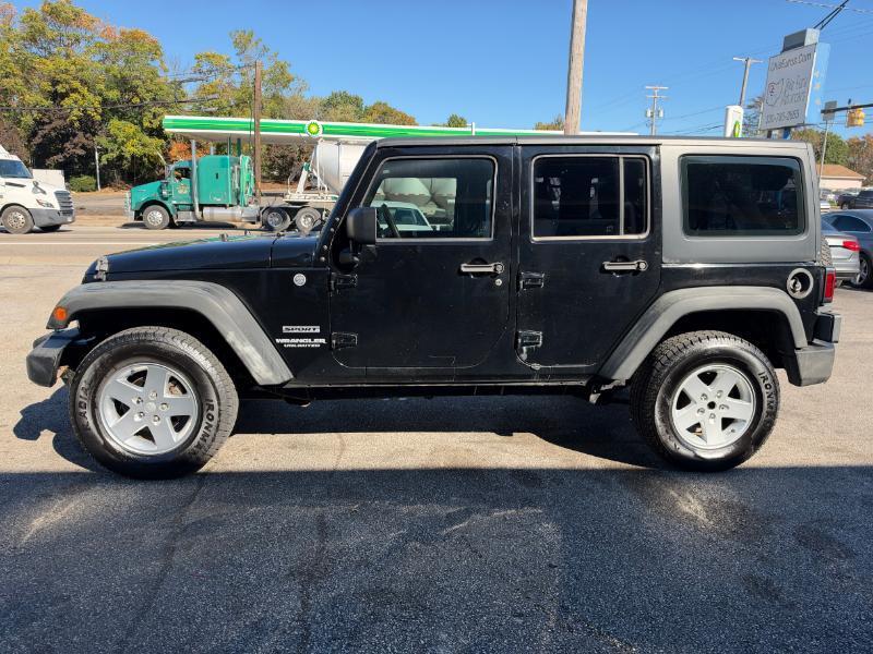 Jeep Wrangler Unlimited Sport 4WD 2011