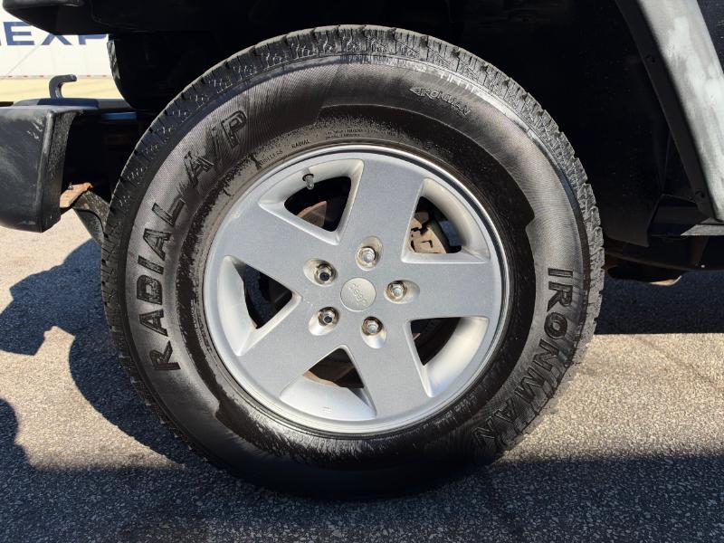 Jeep Wrangler Unlimited Sport 4WD 2011