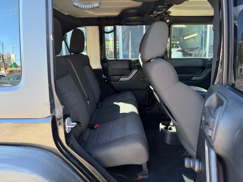 Jeep Wrangler Unlimited Sport 4WD 2011