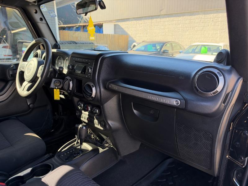 Jeep Wrangler Unlimited Sport 4WD 2011