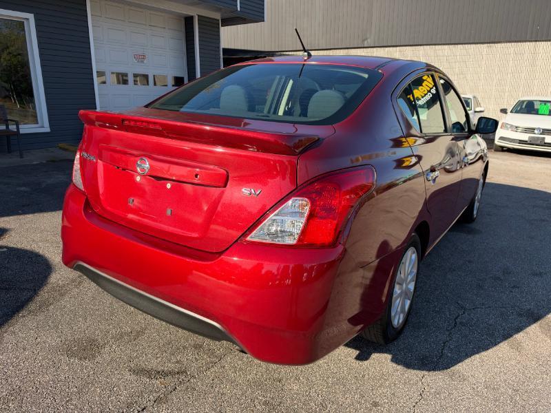 Nissan Versa 1.6 S 5M 2019