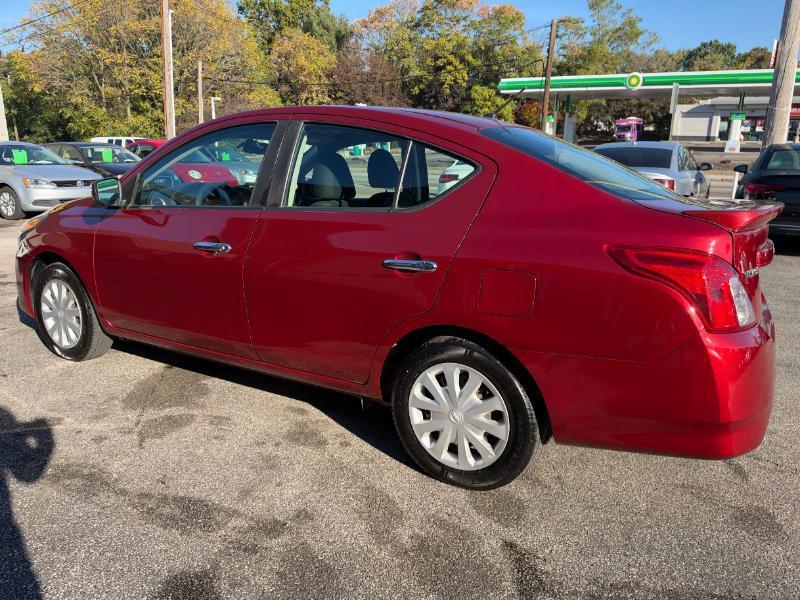 Nissan Versa 1.6 S 5M 2019