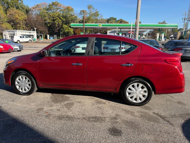 Nissan Versa 1.6 S 5M 2019