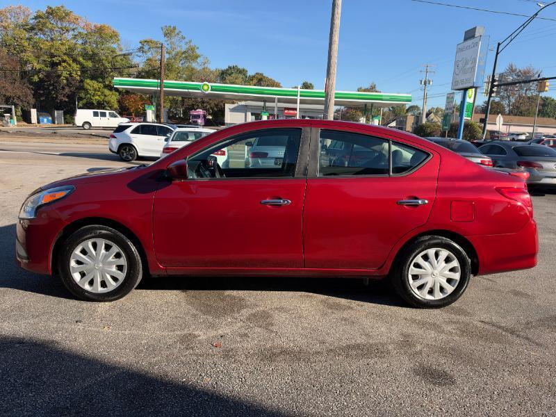 Nissan Versa 1.6 S 5M 2019