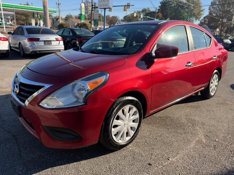 Nissan Versa 1.6 S 5M 2019
