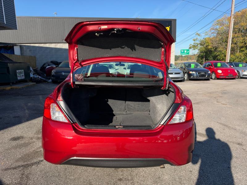 Nissan Versa 1.6 S 5M 2019