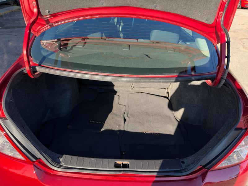 Nissan Versa 1.6 S 5M 2019