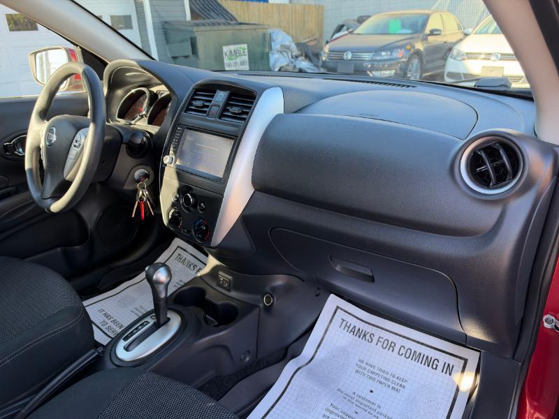 Nissan Versa 1.6 S 5M 2019