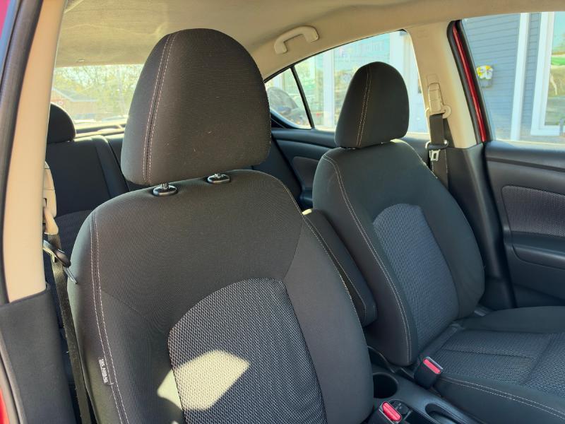 Nissan Versa 1.6 S 5M 2019