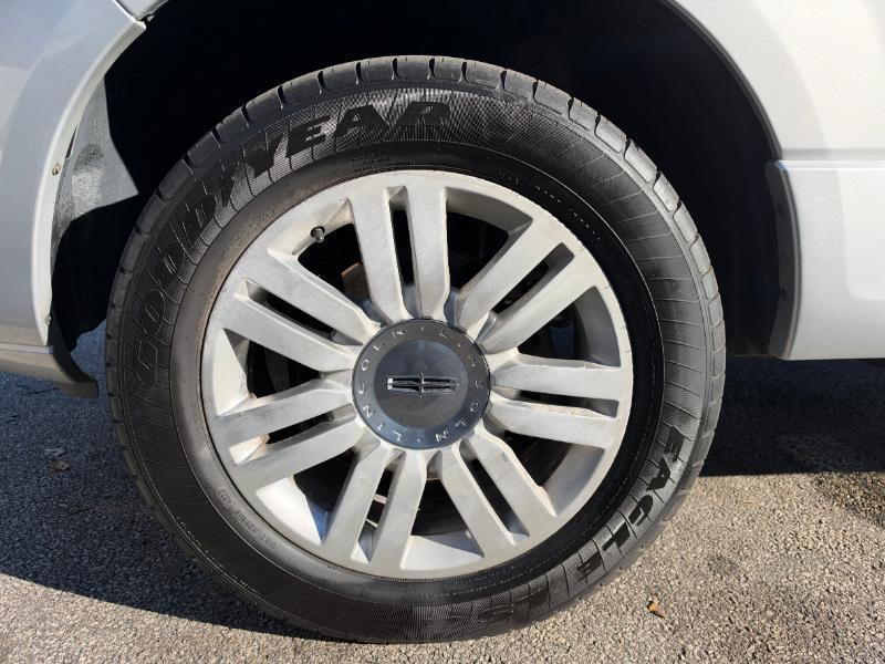 Lincoln Navigator 4WD 2013