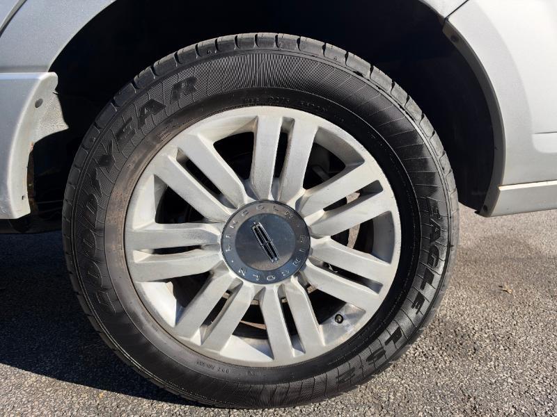 Lincoln Navigator 4WD 2013