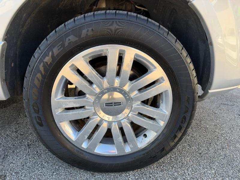 Lincoln Navigator 4WD 2013