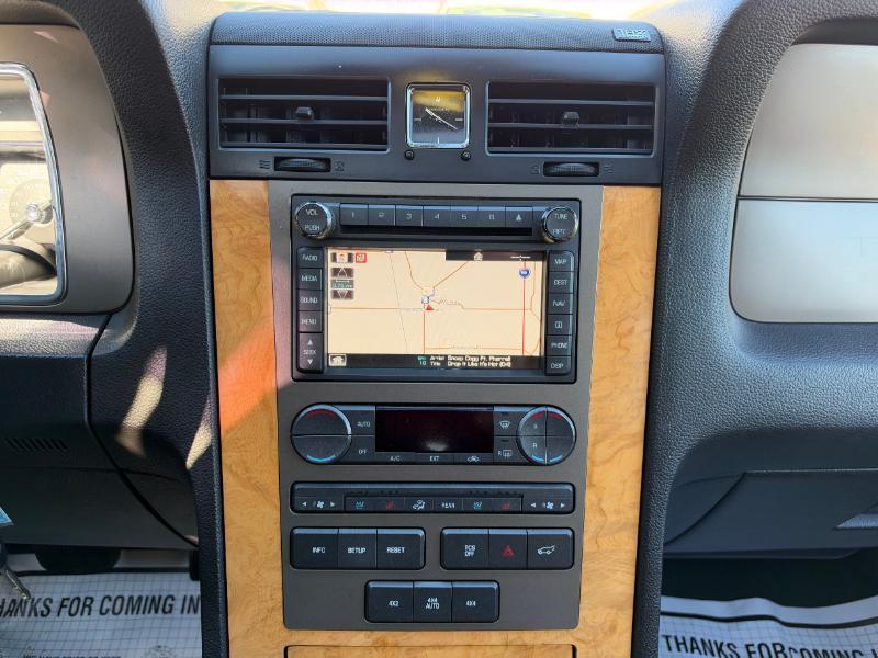 Lincoln Navigator 4WD 2013