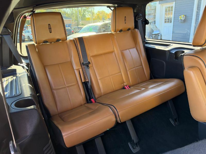 Lincoln Navigator 4WD 2013