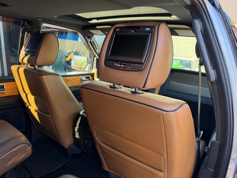 Lincoln Navigator 4WD 2013