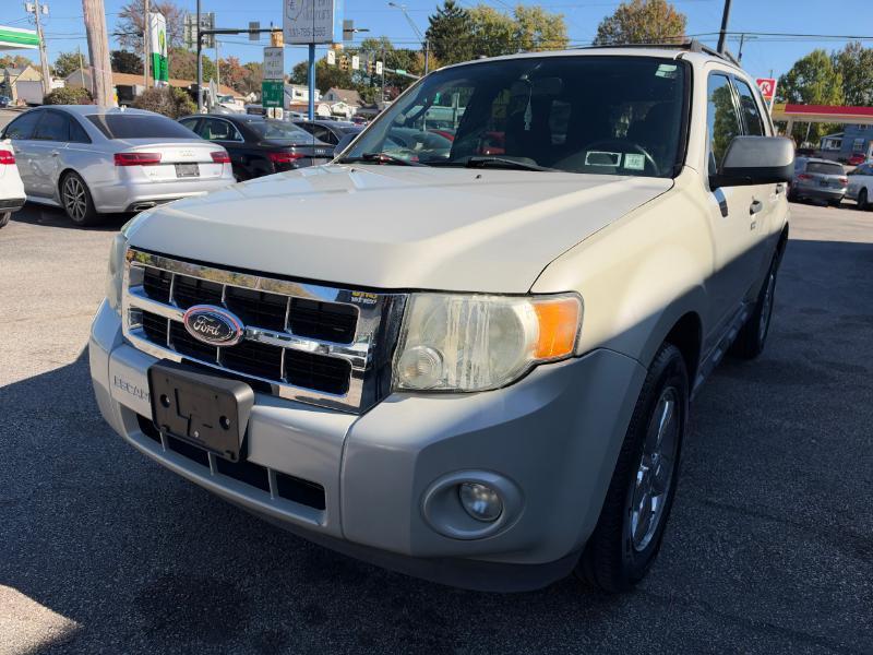 Ford Escape XLT 4WD V6 2009