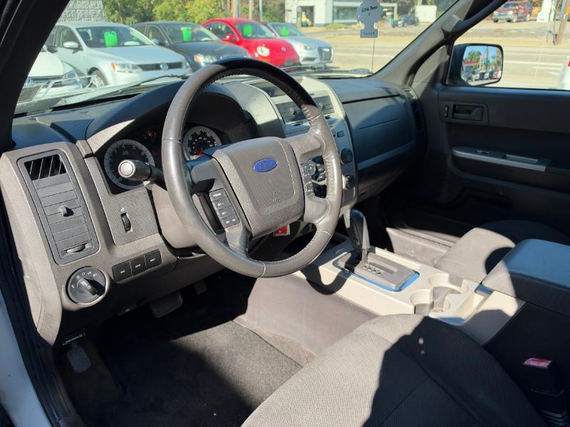 Ford Escape XLT 4WD V6 2009
