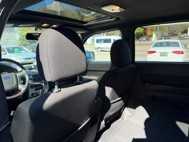 Ford Escape XLT 4WD V6 2009