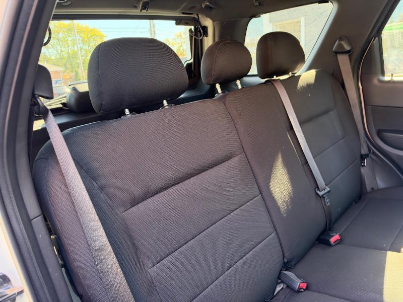 Ford Escape XLT 4WD V6 2009