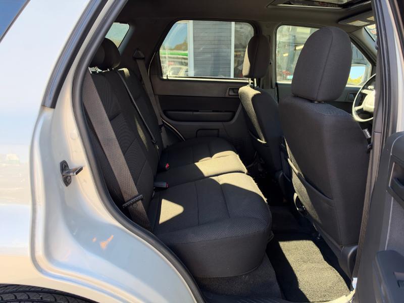 Ford Escape XLT 4WD V6 2009