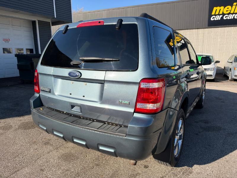 Ford Escape XLT 4WD 2012