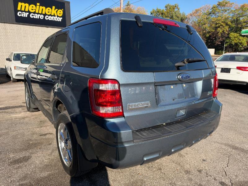 Ford Escape XLT 4WD 2012