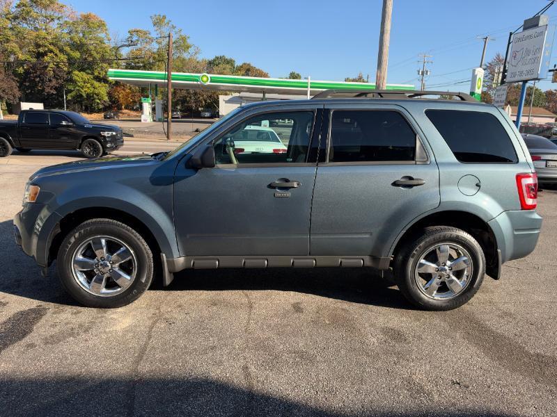 Ford Escape XLT 4WD 2012