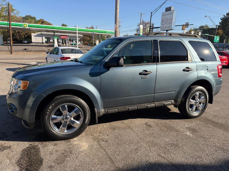Ford Escape XLT 4WD 2012