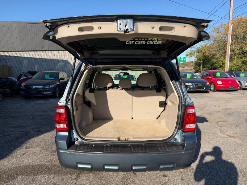 Ford Escape XLT 4WD 2012