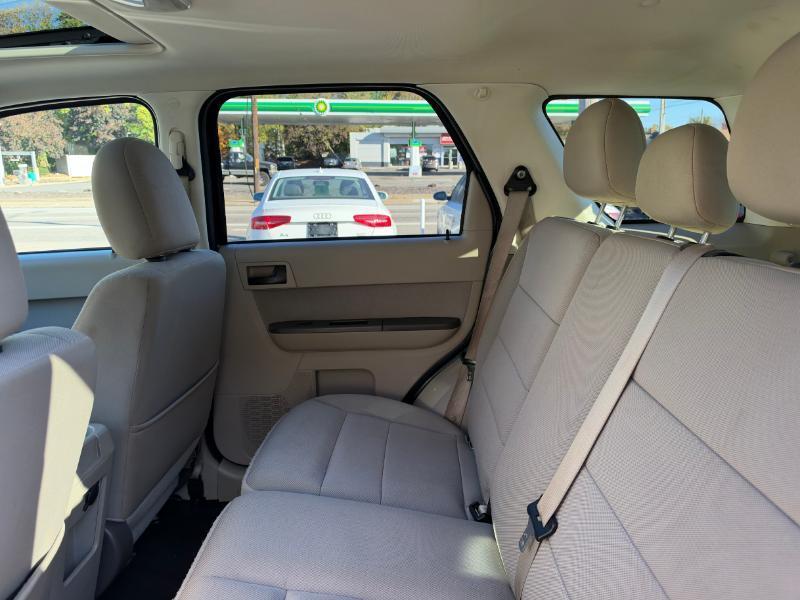 Ford Escape XLT 4WD 2012