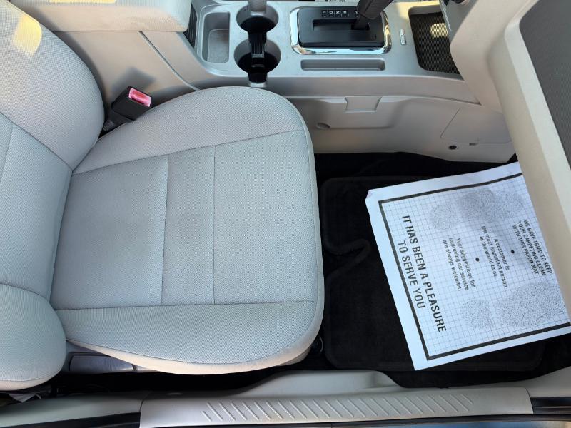 Ford Escape XLT 4WD 2012