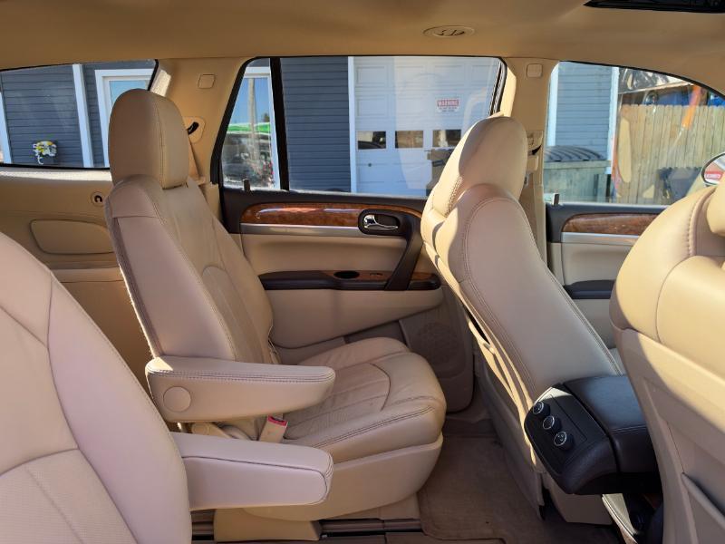 Buick Enclave Leather AWD 2012