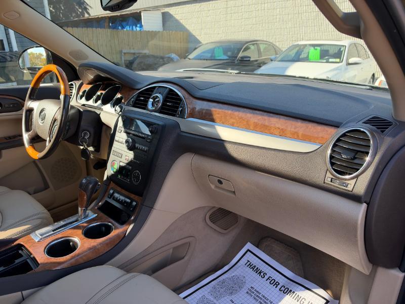 Buick Enclave Leather AWD 2012