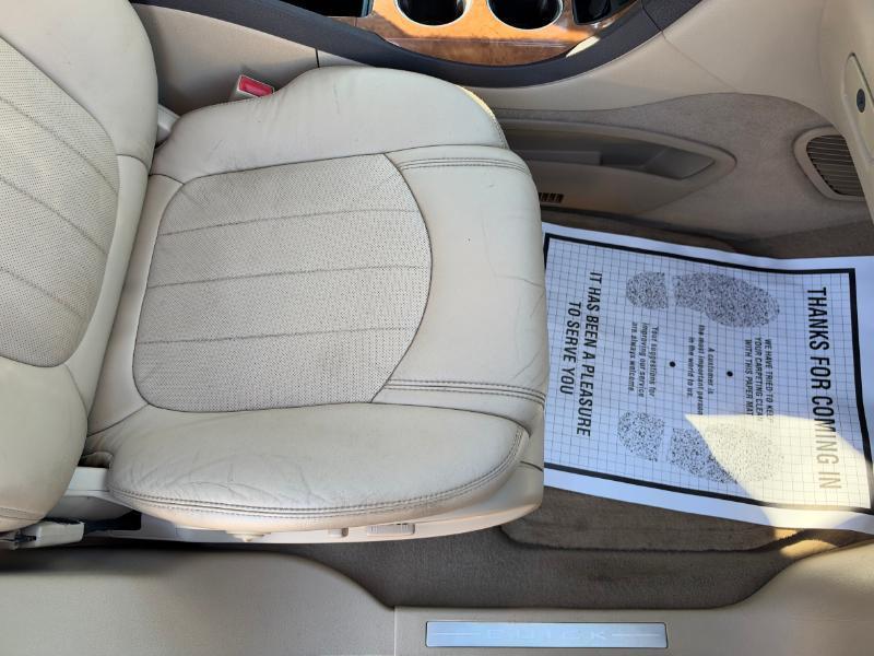 Buick Enclave Leather AWD 2012